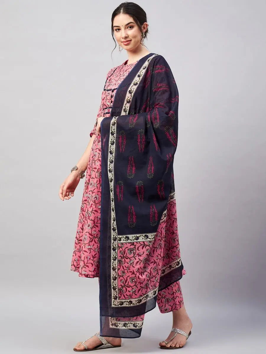 winered-woman-pink-floral-print-with-contrast-belt-flared-kurta-dupatta-set
