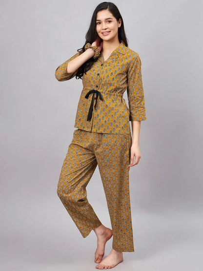 winered-woman-mustard-pineapple-print-with-functional-contrast-dori-night-suit