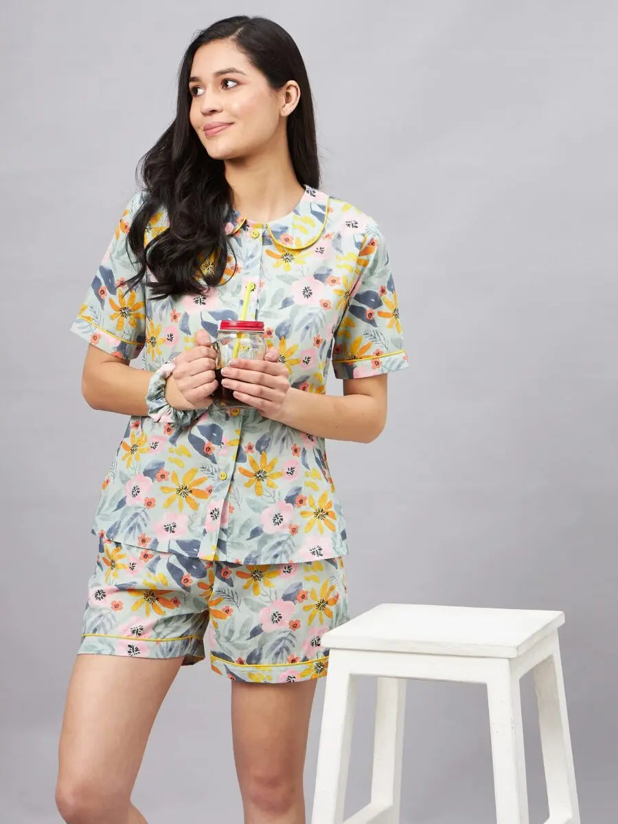 winered-woman-grey-peter-pan-collared-night-suit