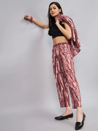 winered-woman-rust-and-white-tie-dye-co-ord-set-with-scrunchy