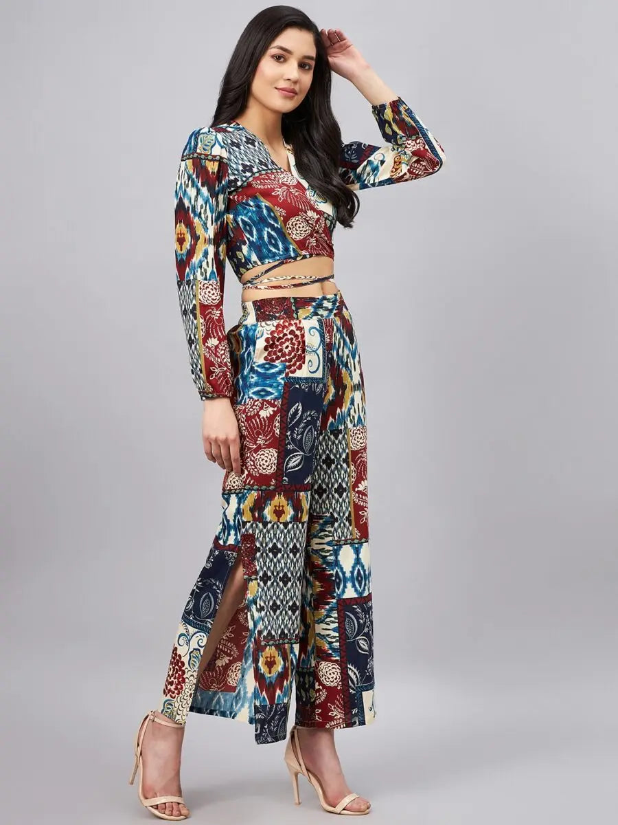 winered-woman-navy-blue-patch-print-crop-top-pant-set