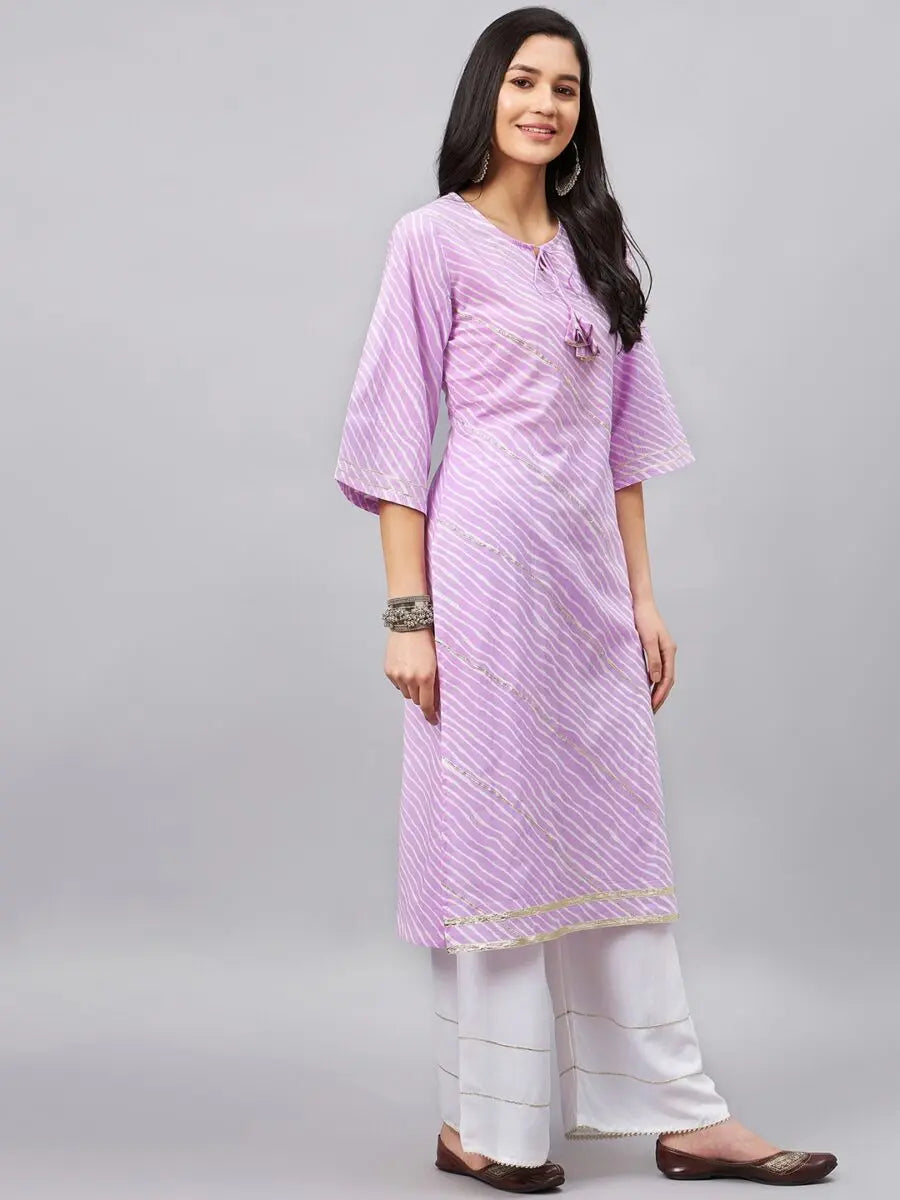 winered-women-purple-leheriya-print-with-gota-hanging-straight-kurta