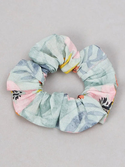 winered-woman-grey-peter-pan-collared-night-suit