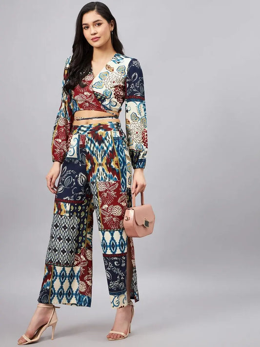 winered-woman-navy-blue-patch-print-crop-top-pant-set