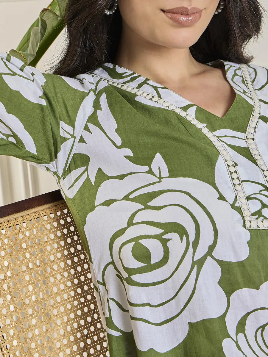 winered-women-green-neck-sleeve-lace-detailing-co-ord-set