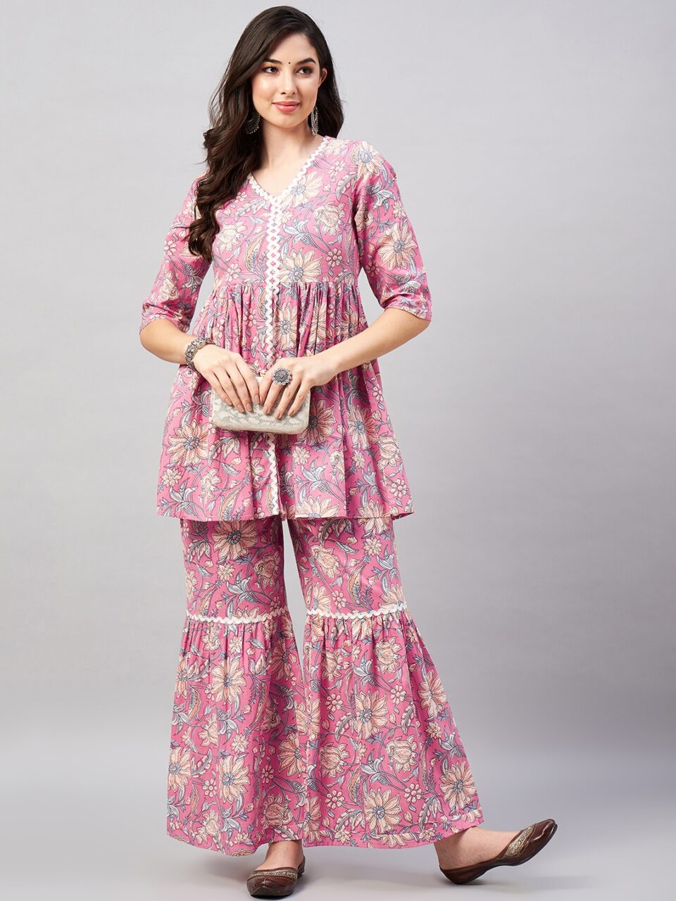 Woman Pink Floral Print Lace Detailing Sharara Set